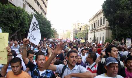 Thousands march to Cabinet headquarters to protest against police ...