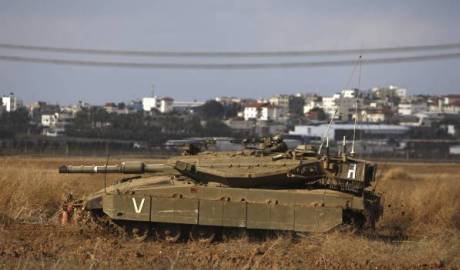 Israeli tank patrols Gaza border