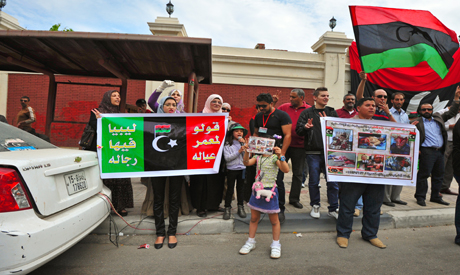 Demonstration in front of the Libyan Consulate in Alexandria – Photo by Mohamed El Hebeishy