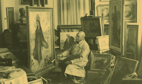 Youssef Kamel Paining in his Atelier (Photo: Ahram Archives)
