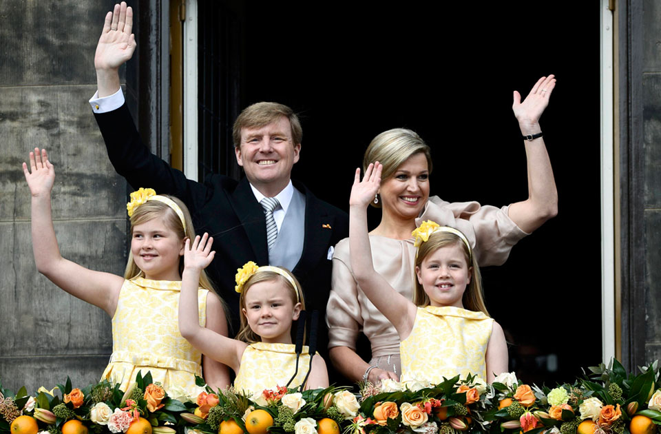 PHOTO GALLERY: The Netherlands' first king in 120 years - Multimedia ...