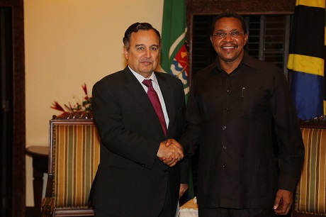 Fahmy with Tanzanian President