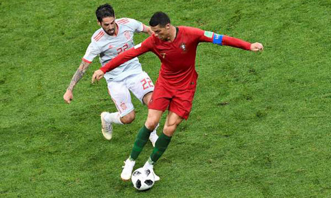 Ex-cleaner, ex-electrician to face off when Portugal take on Morocco