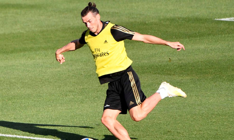 Gareth Bale kicks the ball (AFP)