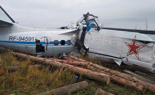 Fifteen confirmed dead in Russian plane crash