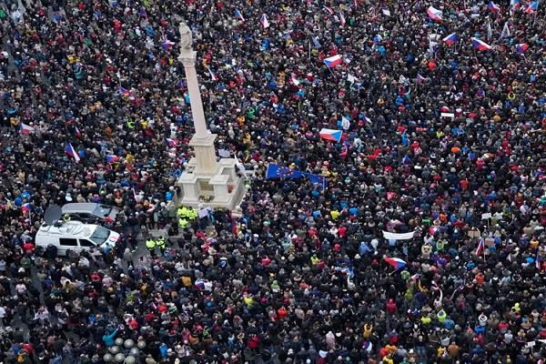 Czech people rally 