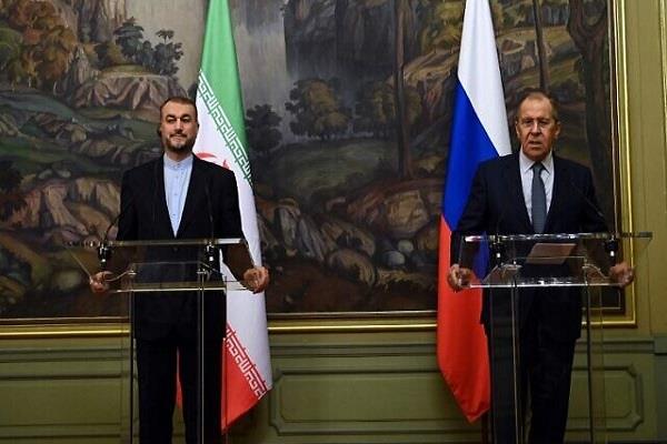 Russian Foreign Minister Sergei Lavrov and his Iranian counterpart Hossein Amir-Abdollahian