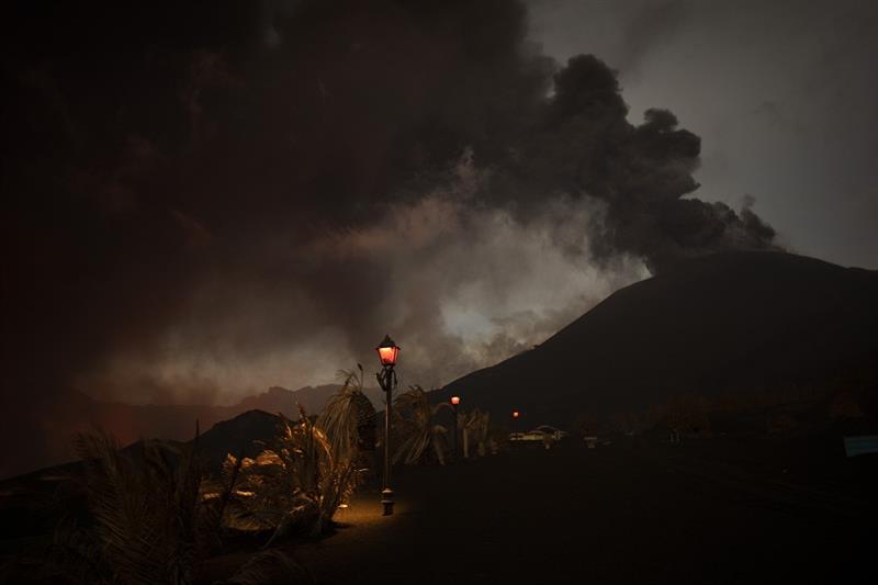 The volcano, on the Canary island of La Palma, Spain