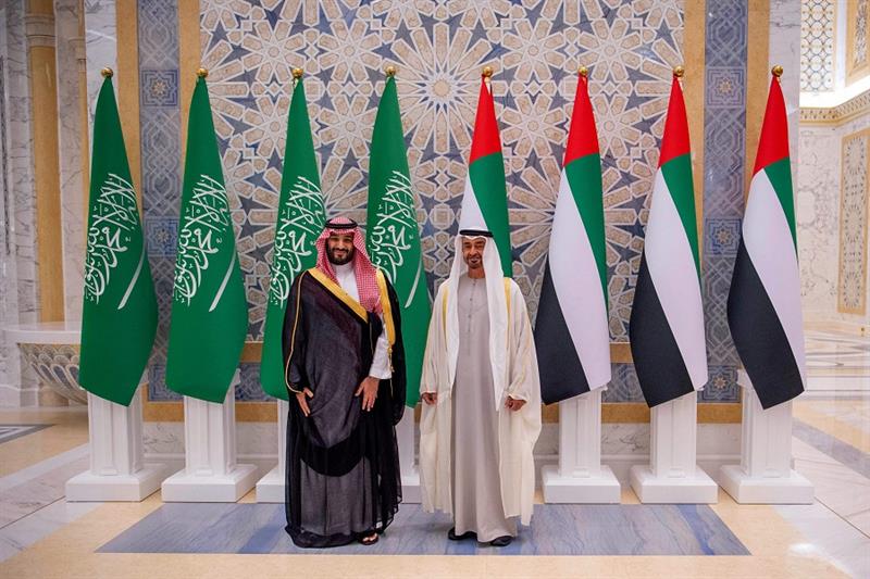 Abu Dhabi s Crown Prince Mohammed bin Zayed al-Nahyan, and Saudi Arabia s Crown Prince Mohammed bin 