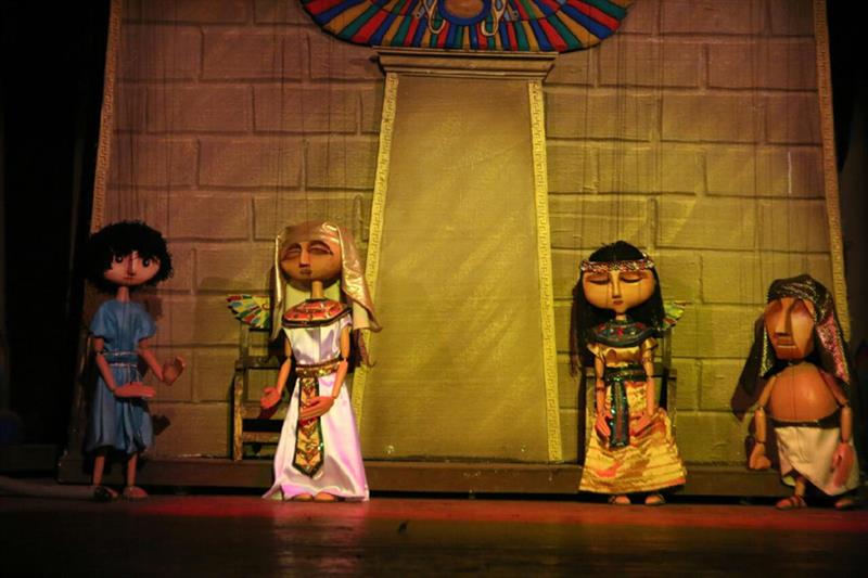 Rehlat Al-Zaman Al-Gamil play is back at the Cairo Puppet Theatre