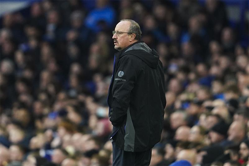 Everton s head coach Rafael Benitez 