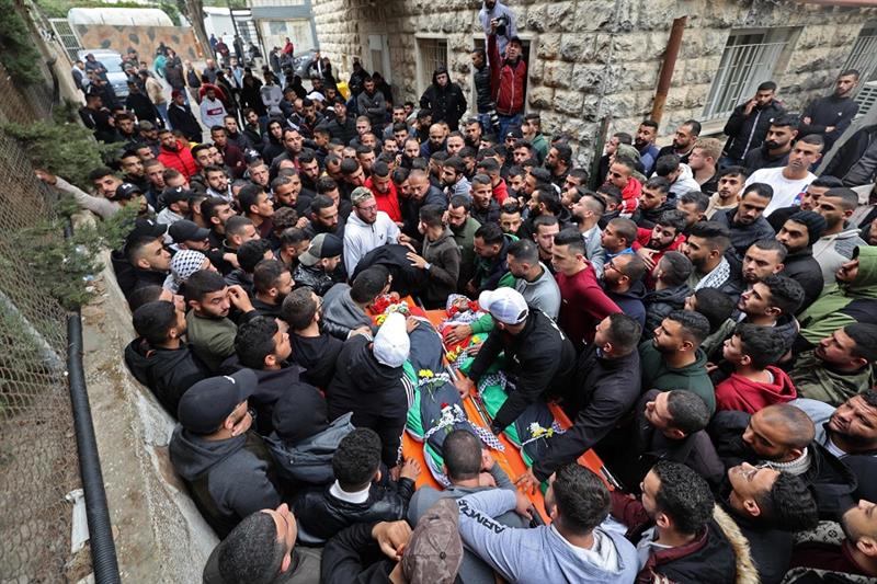 Palestine mourners