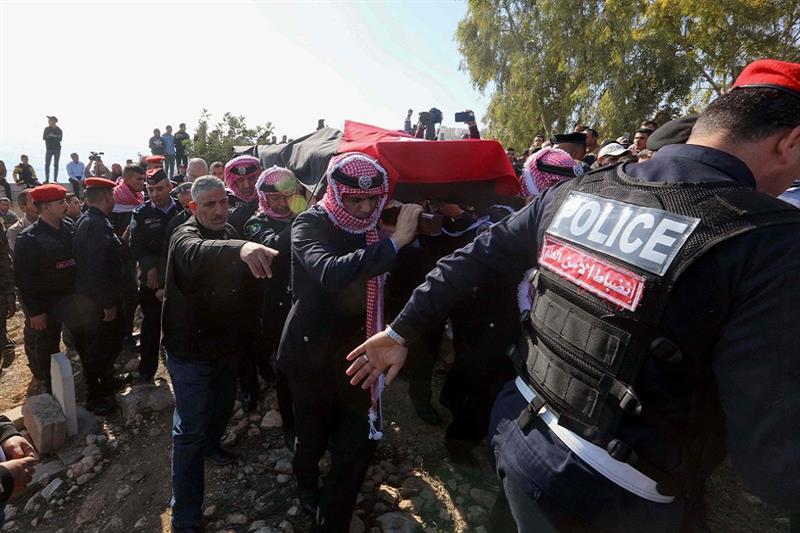 Top Jordan police officer shot dead in fuel price protests - Region - World  - Ahram Online