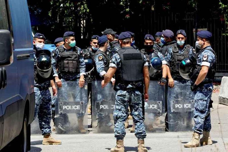 File photo: Members of the Lebanese security forces deploy during an anti-government protest in the 