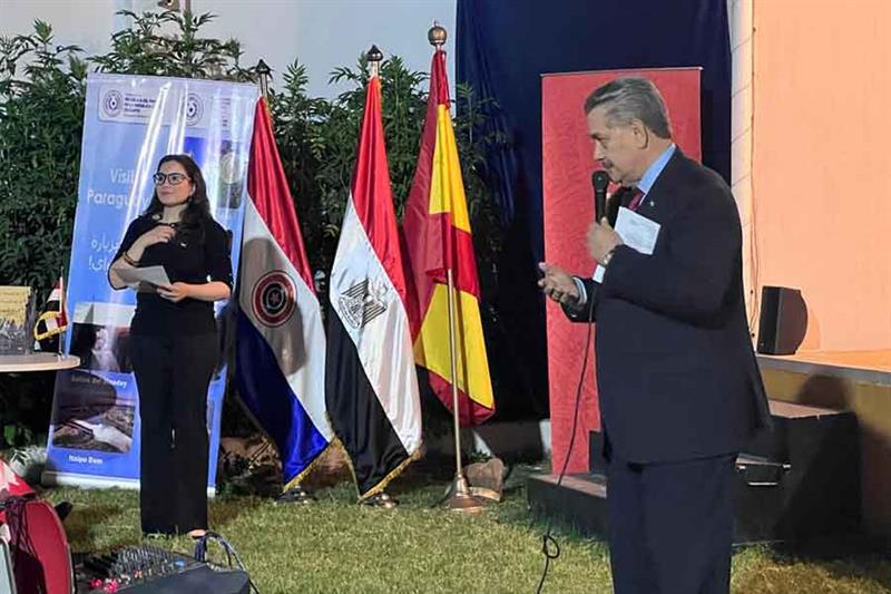 Paraguayan Ambassador in Egypt Victor Hugo Pe a Barreiro celebrates Ramadan nights 