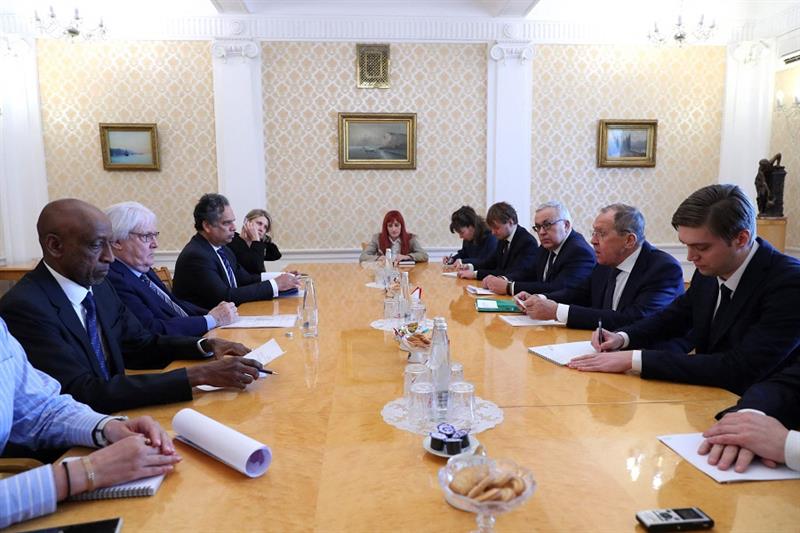 Russian Foreign Minister Sergei Lavrov (2R) meets with United Nations (UN) Under-Secretary-General f