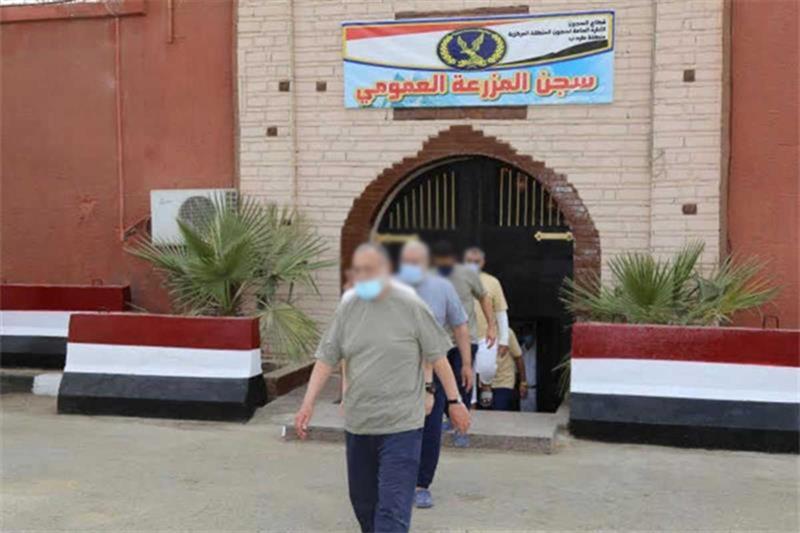 File Photo: Inmates leaving the prison of Tora Farm Prison after they were set free. Al-Ahram