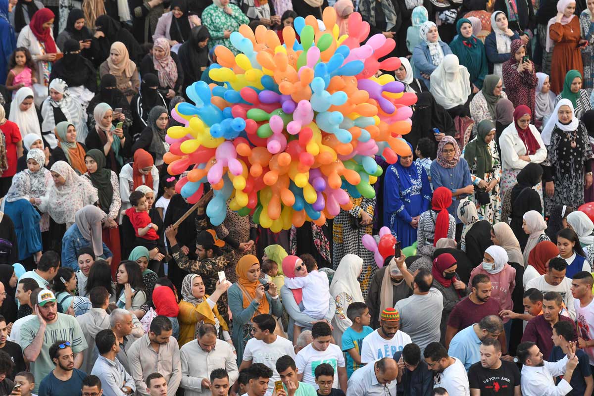 PHOTO GALLERY: Egyptians celebrate 1st day of Eid El-Fitr 