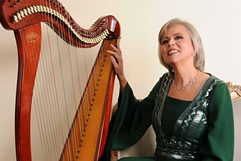 Harpist Manal Mohei El-Din