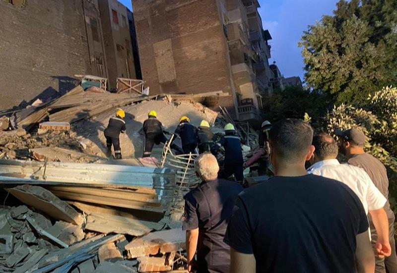 Authorities search for a family of six under the rubble of the collapsed home. Cairo Governorate 
