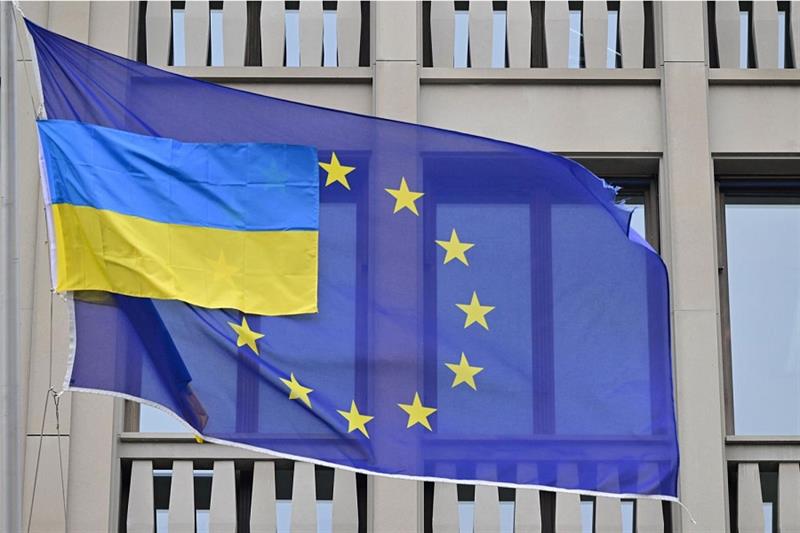 EU Ukraine Flag