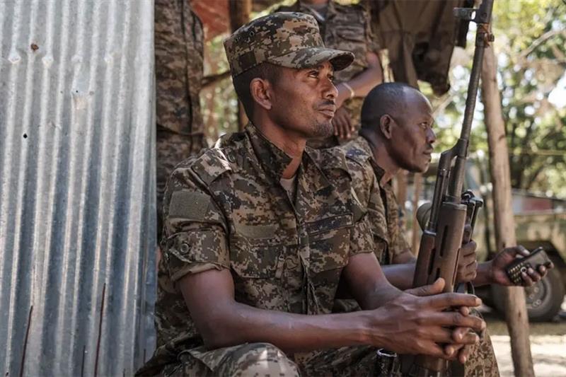 Ethiopian soldiers rest at the 5th Battalion of the Northern Command of the Ethiopian Army in Dansha