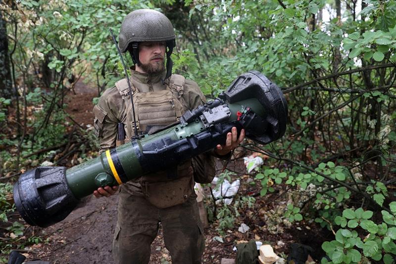 Ukrainian serviceman holds a Next Generation Light Anti-armour Weapon