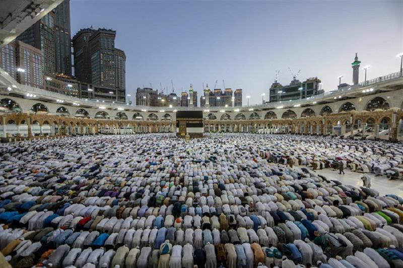 File Photo: Muslim pilgrims perform prayers around the Kaaba, Islam s holiest shrine, at the Grand M