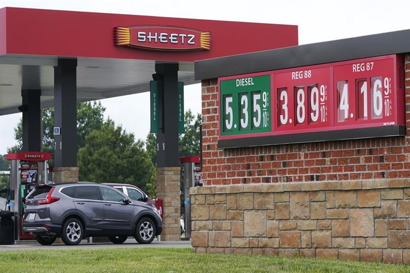 US Gas prices are displayed at a station