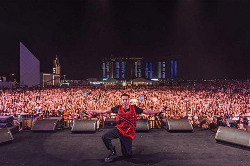 Wegz’s rap attracts thousands in Alamein concert Music Arts