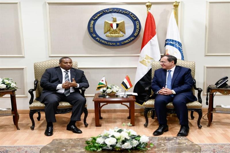 Egypt s Minister of Petroleum and Renewable Resources Tarek El-Molla and his Djibouti s Counterpart 