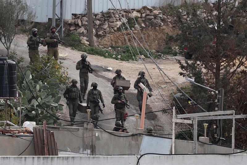 West Bank raid