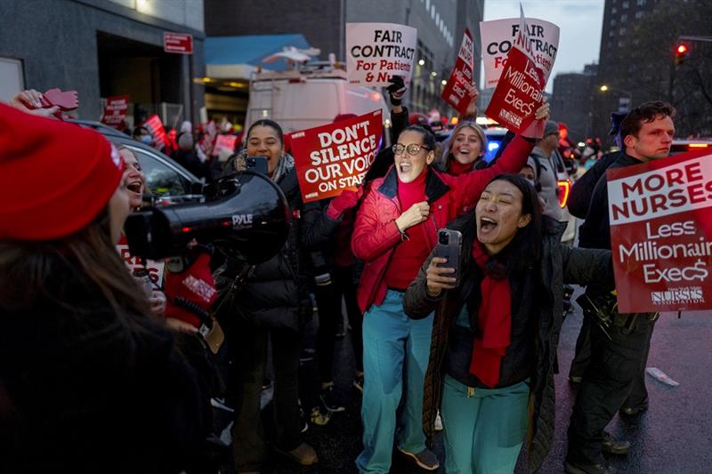 Nurses stage a strike in front of Mt. Sinai Hospital in the Manhattan borough of New York