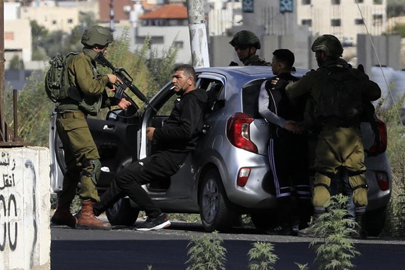 Israel arrests