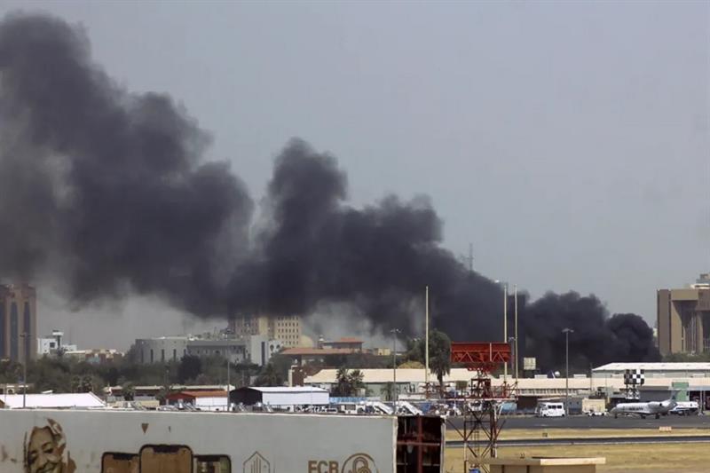 Explosions rocked the Sudanese capital