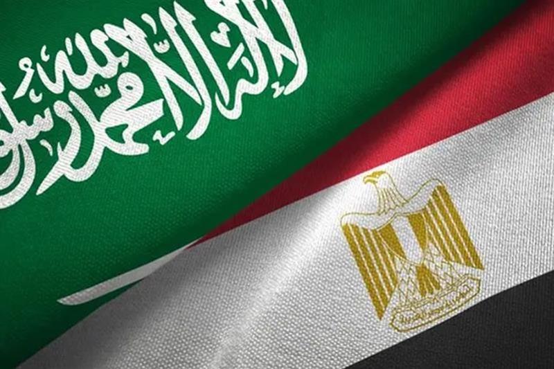 File photo: Saudi and Egyptian flags