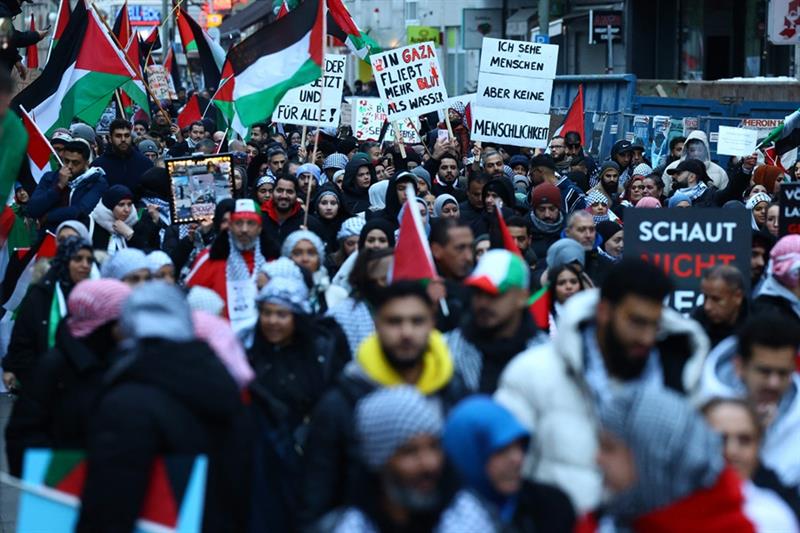 People take part in a rally in solidarity with Palestinians in Berlin, Germany, on November 18, 2023