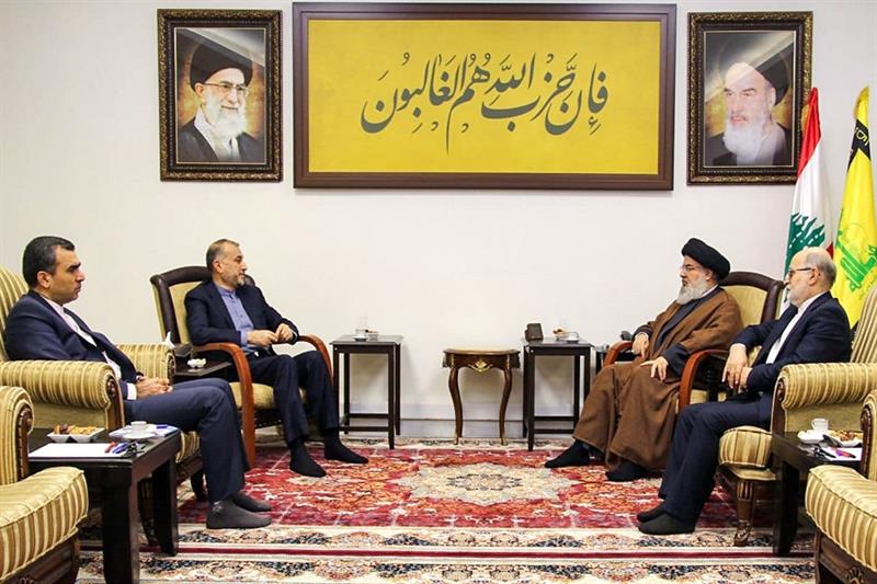 Lebanese Shiite group s secretary general, Hassan Nasrallah (2nd-R) meeting with Iran s Foreign Mini