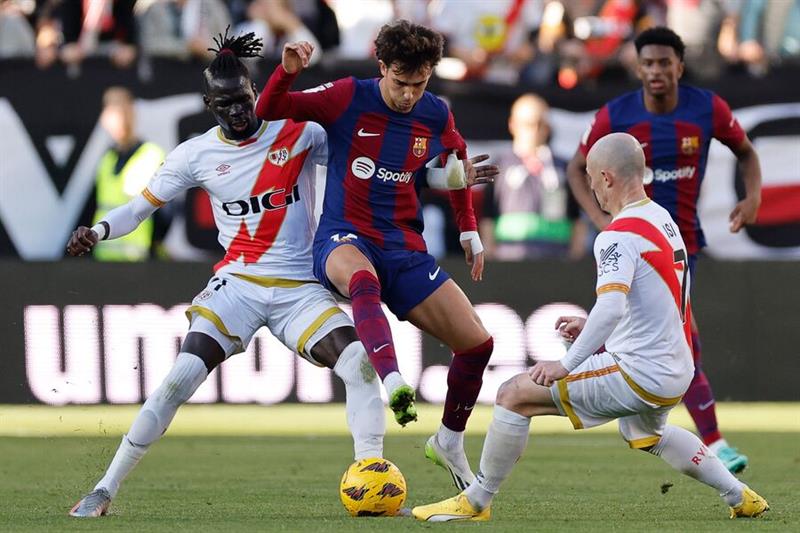 Own-goal gives Barcelona 1-1 draw with Rayo Vallecano, The Wimmera  Mail-Times