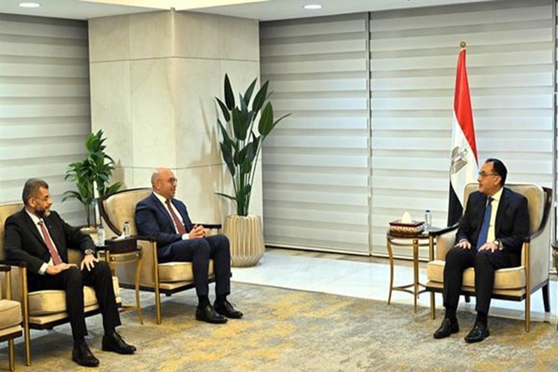 A photo showing Prime Minister Mostafa Madbouly during a meeting with Ahmed Galal Ismail, the CEO of