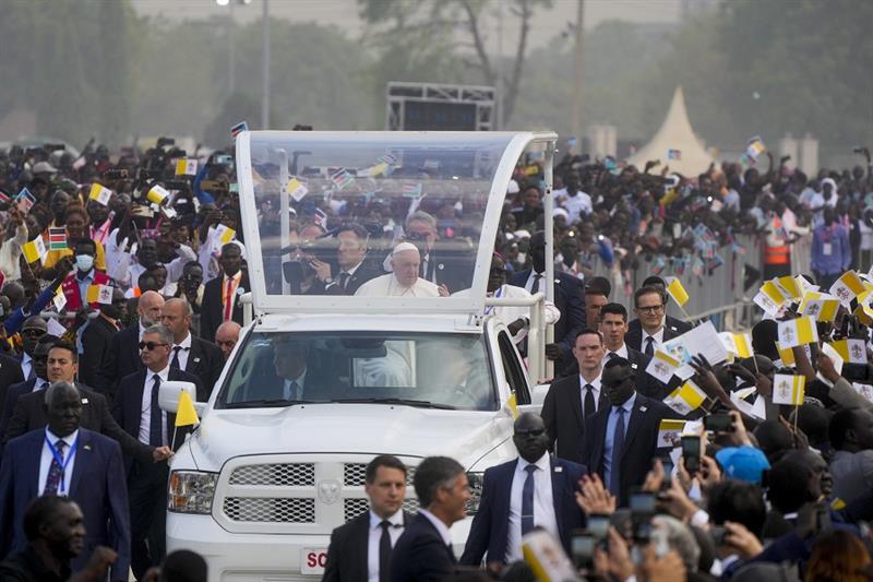 Pope Francis open-air mass South Sudan