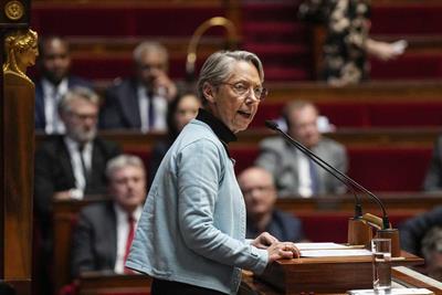 French govt survives no-confidence votes in pension fight