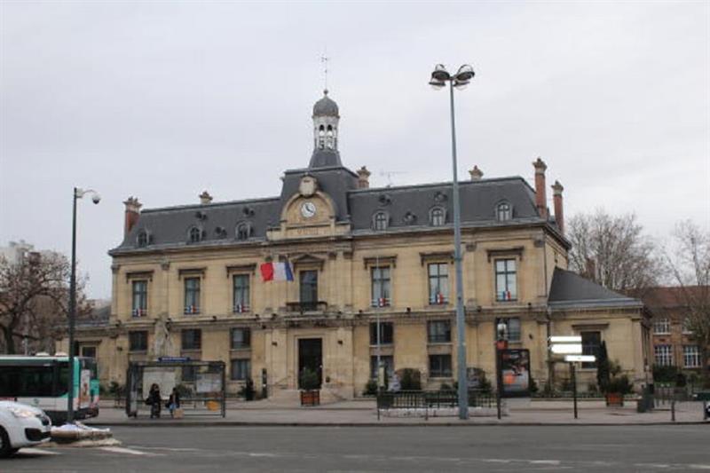 La banlieue parisienne offre le premier congé menstruel en France