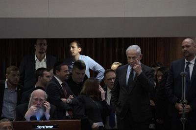 Israel's Netanyahu announces 'pause' to judicial reforms