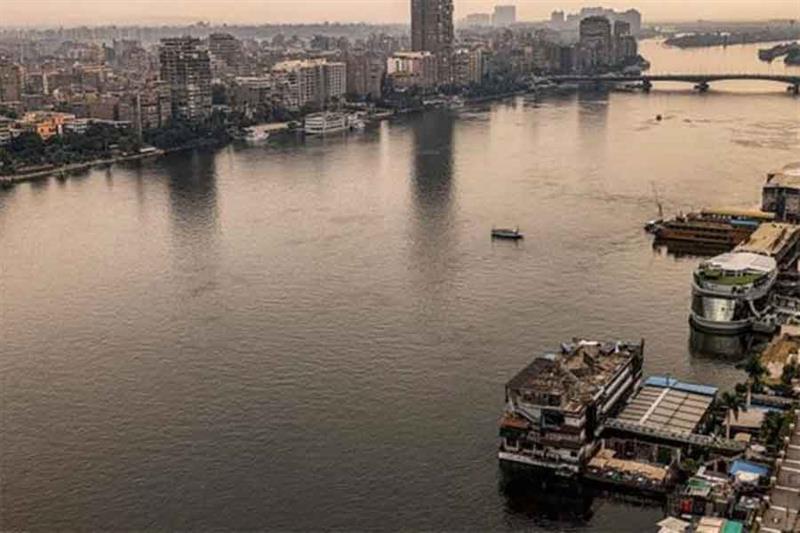 picture taken on November 1, 2022 shows a view of the Nile river between Egypt s capital Cairo (L) a
