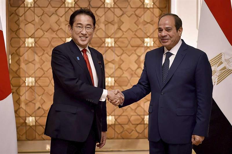 エジプト、国家プロジェクトに対する日本の支援に感謝：日本の首相へのシシィ – 外務省 – エジプト