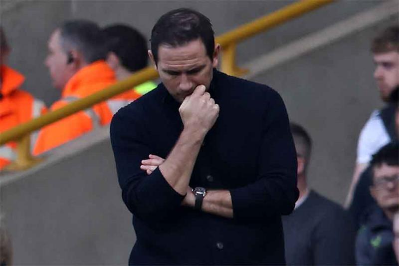 Chelsea s English caretaker manager Frank Lampard gestures on the touchline during the English Premi