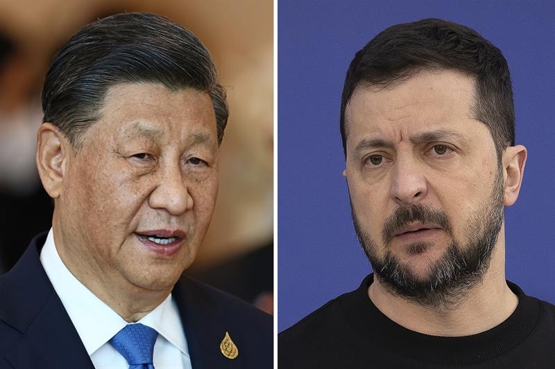 China s President Xi Jinping, left,   Ukrainian President Volodymyr Zelenskyy