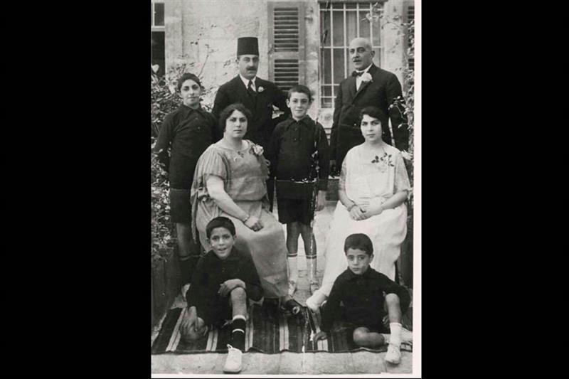 A Palestinian family in Jaffa before the Nakba