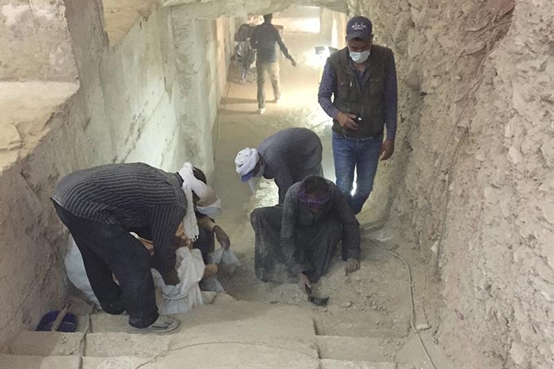 The excavation of the tomb